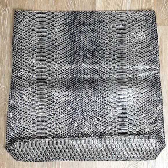 Crocodile Inspired print envelope clutch purse. - Picture 3 of 5